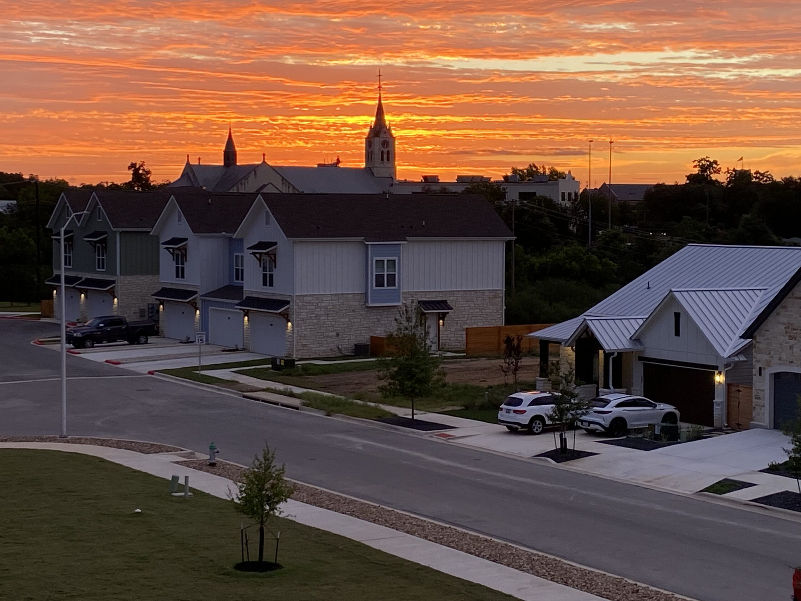 A walkable New Braunfels neighborhood home at Town Creek near downtown